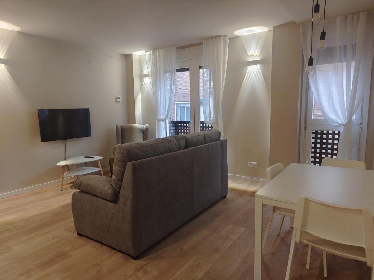 Apartamentos Picasso Alcalá de Henares Buitenkant foto